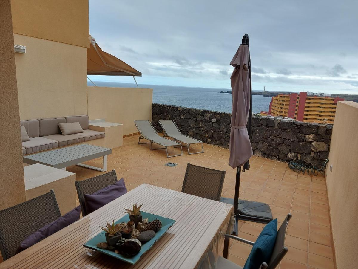 Seaside Serenity: Remote Work Retreat in Poris de Abona Exterior photo